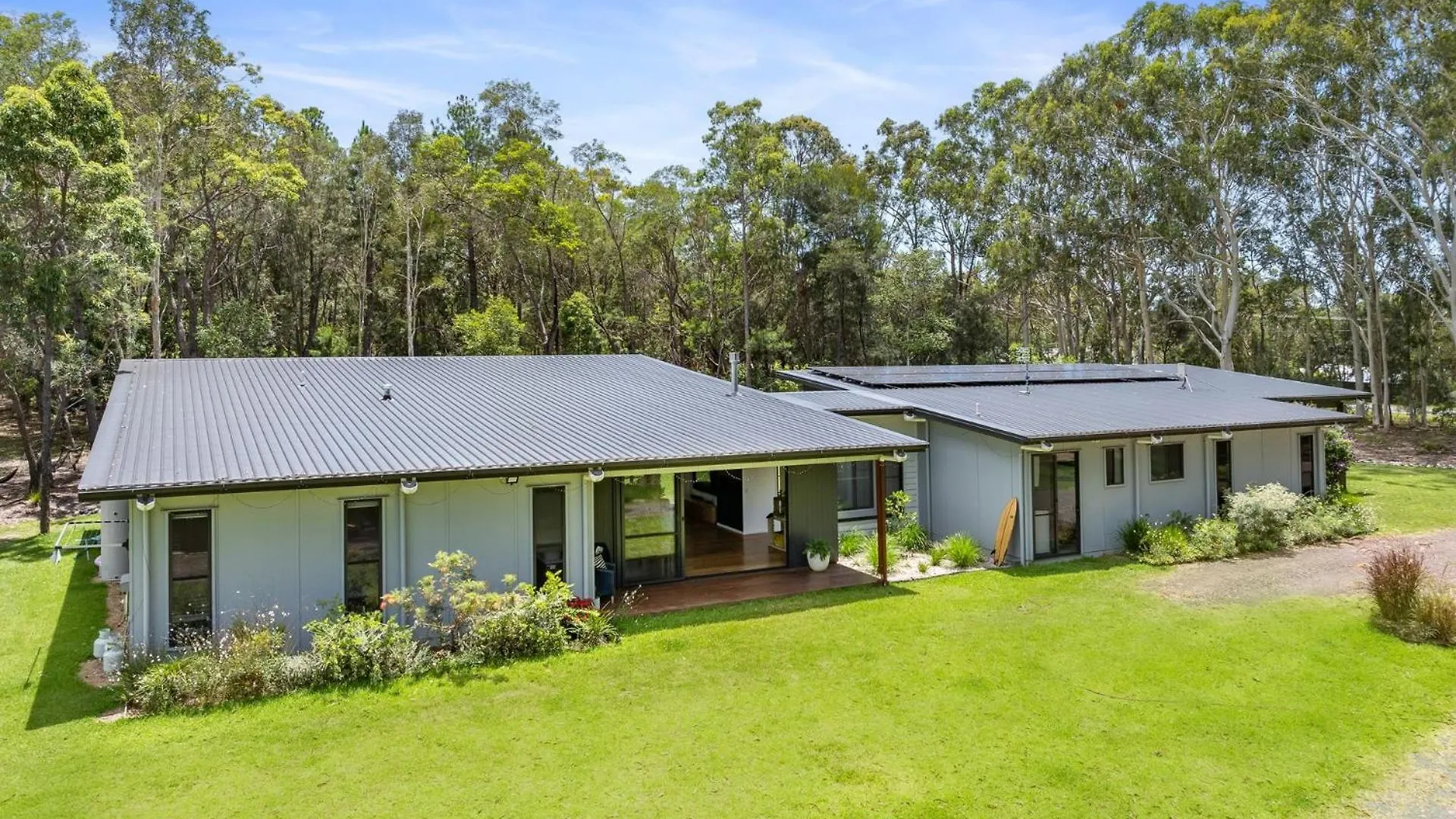 287 Lake Cooroibah Road Cooroibah Qld 4565 Holiday home