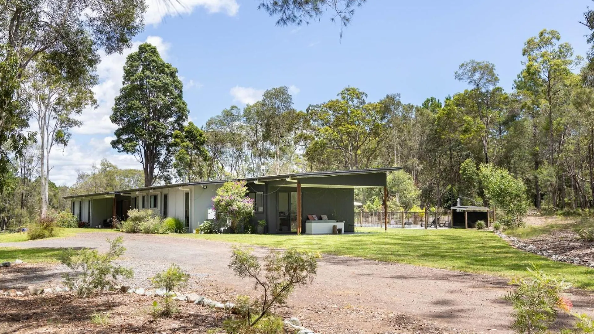 287 Lake Cooroibah Road Cooroibah Qld 4565 0*,  Australia