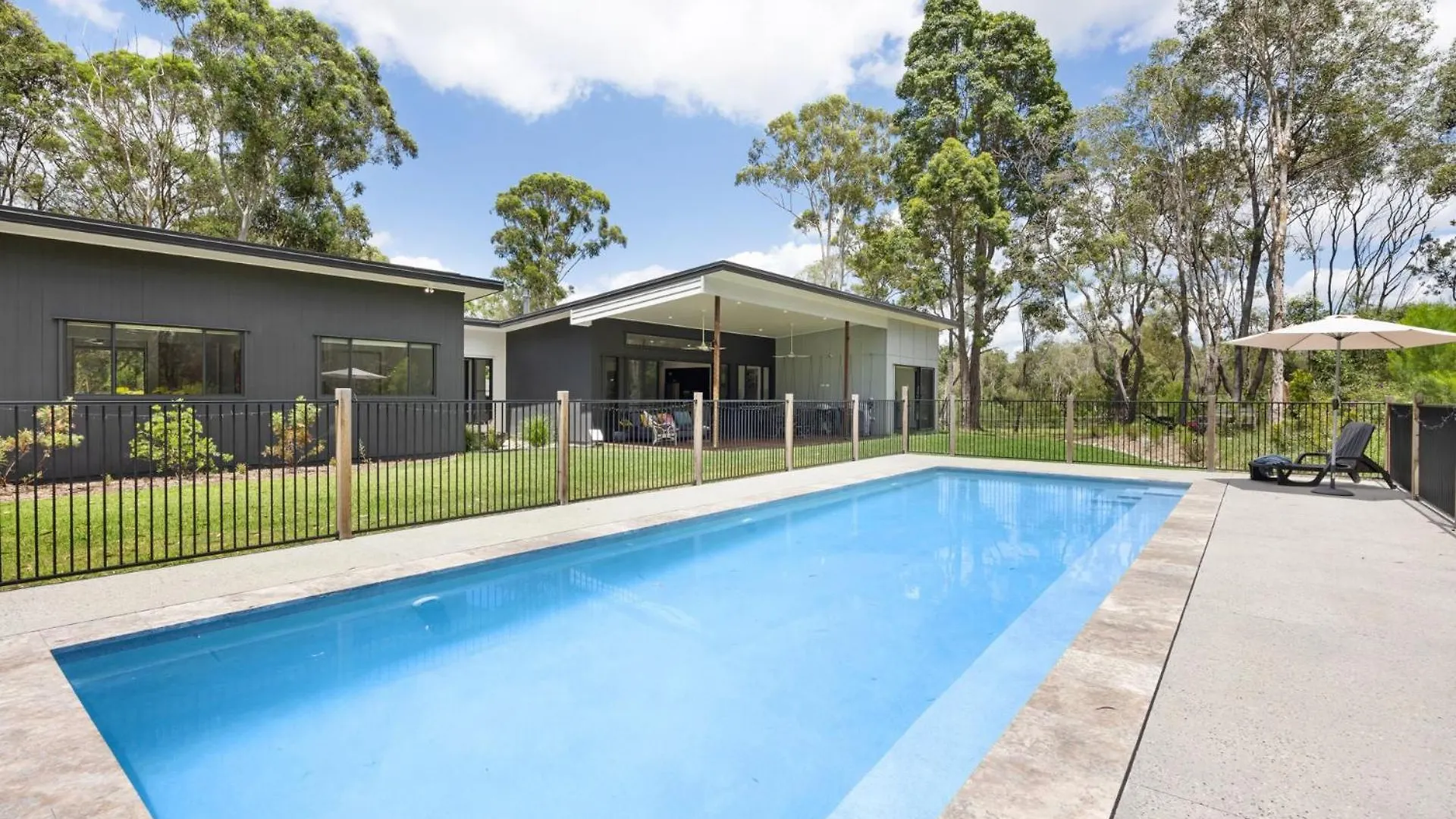 287 Lake Cooroibah Road Cooroibah Qld 4565 0*,  Australia